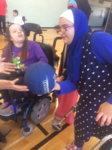 zahra_tesia_playing_bb