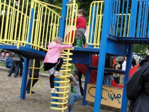 kids-playing
