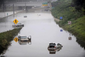 Southfield Freeway flooded