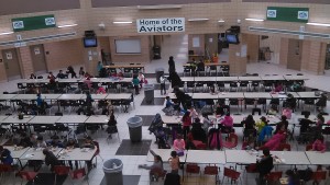 McUnis students in lunch room