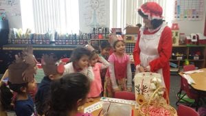 Mrs. Claus is so nice and beautiful! 