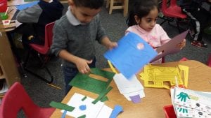 We made 2D shape robots!