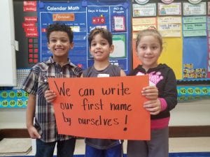 We can write our names by ourselves!!!