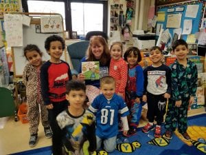Ms. Logel took time out of her day for us, again!!! She came as a guest reader and read "If You GIve a Mouse a Cookie" by Laura Numeroff!