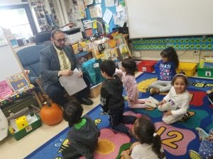 We made a book for Mr. Abu-Rus and presented him a gift to show how much we appreciate all that he does for Oakman students! Happy Principal Appreciation Month, Mr. Abu-Rus!