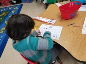 We put bear paws on letter B as we said "/B/ /b/ B put a bear on me!
