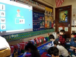 We worked on blending the onset and the rime for the -et family. We wrote the first sound we needed to blend the sounds to make a word.