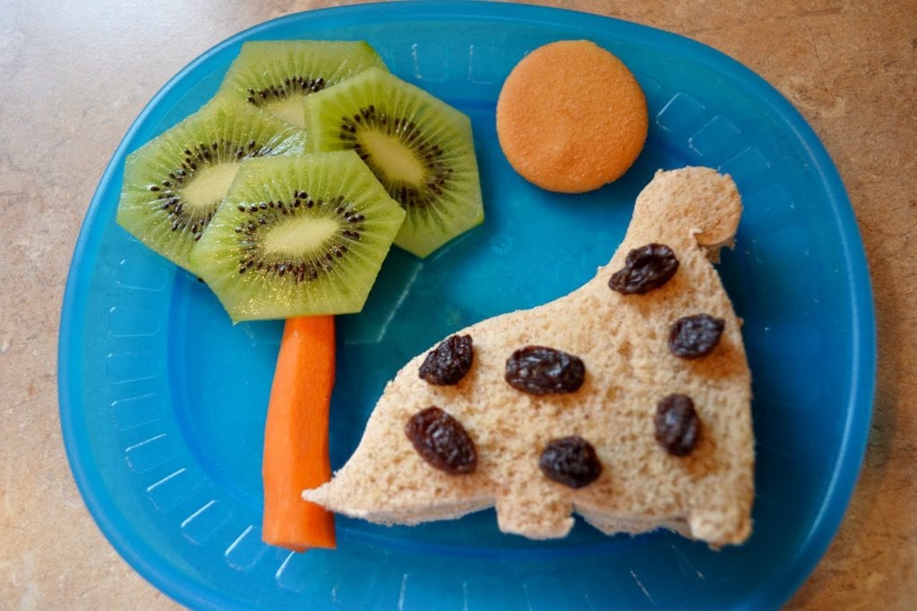 Healthy Snacks for Hungry Kids-Make Eating Fun! - Play & LearnPlay ...